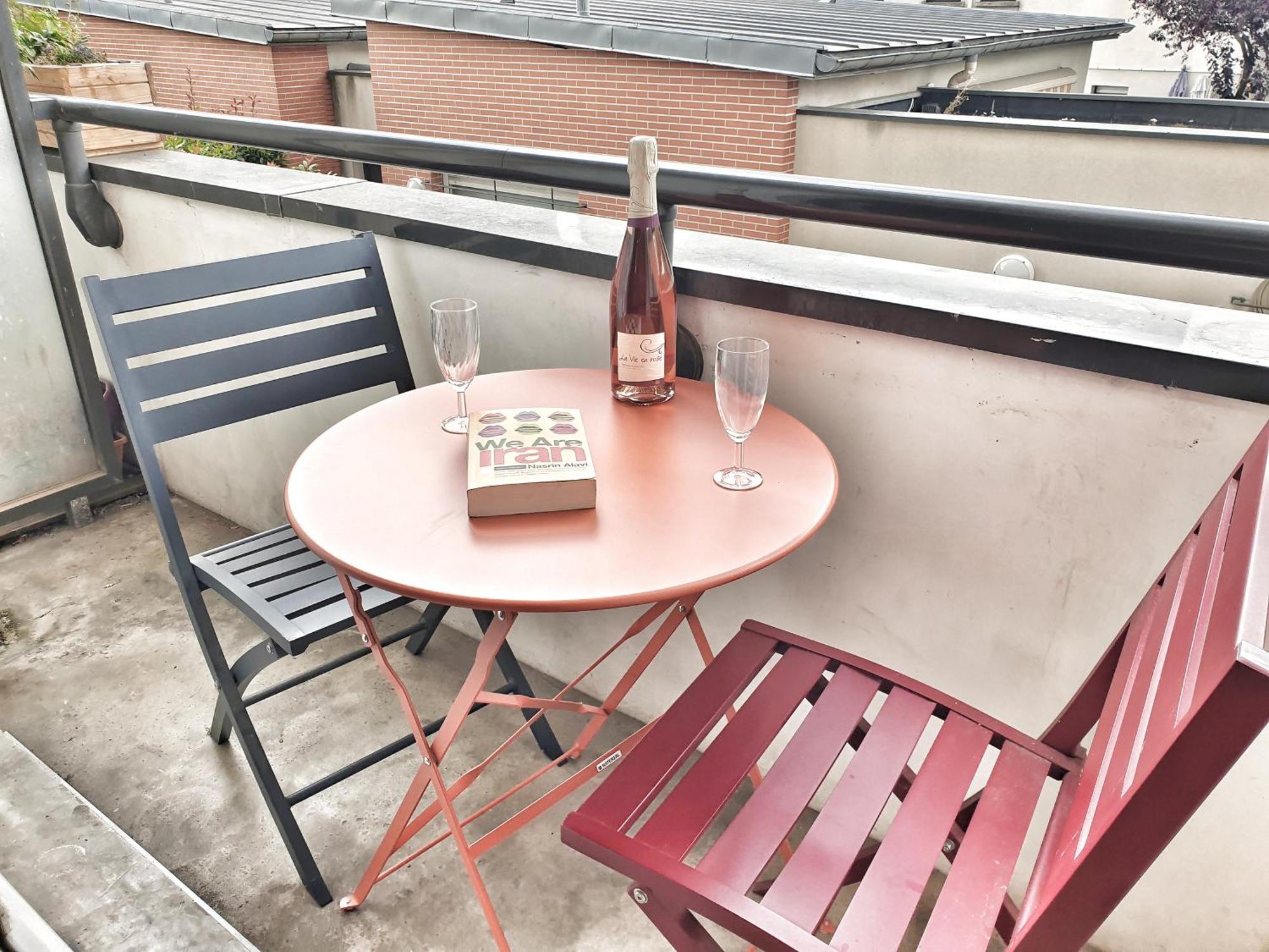 Spacieux Et Calme, Style Parisien, Toutes Commodites, Ideal Pour Un Sejour Authentique Saint-Denis-en-Margeride Exterior foto